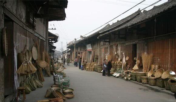 青州市益都街道“逛大集 购年货 品年味”黄河大集启动